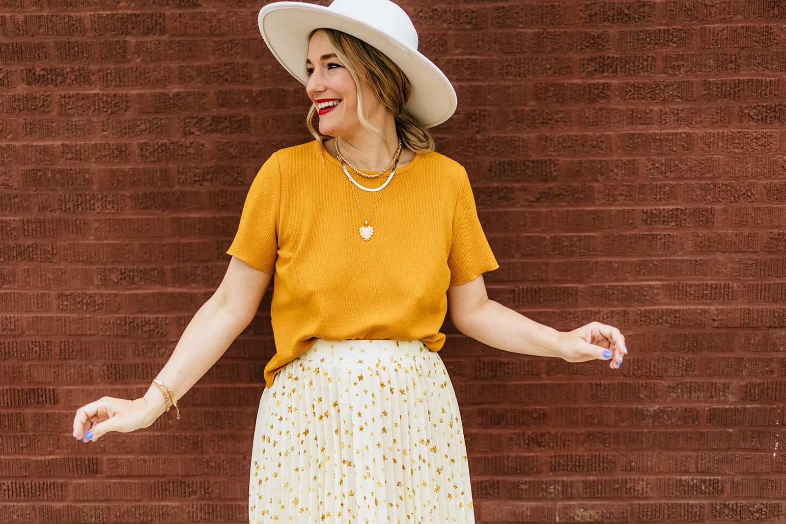samantha set in mustard