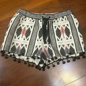 Saylor abstract black print cotton pull on shorts in XS