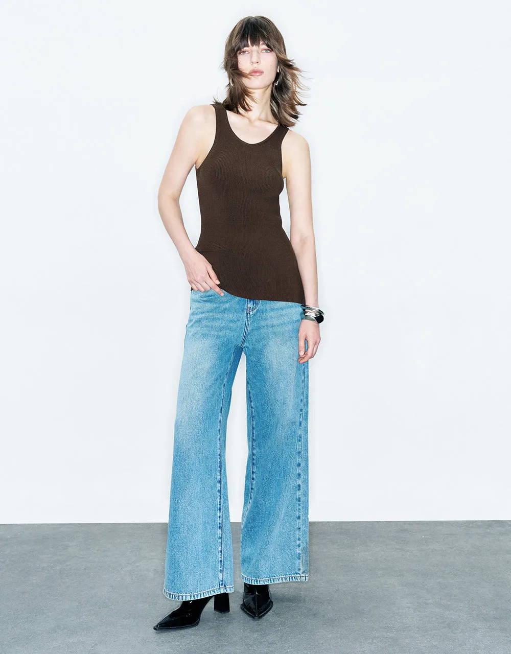 Sleeveless Knitted T-Shirts