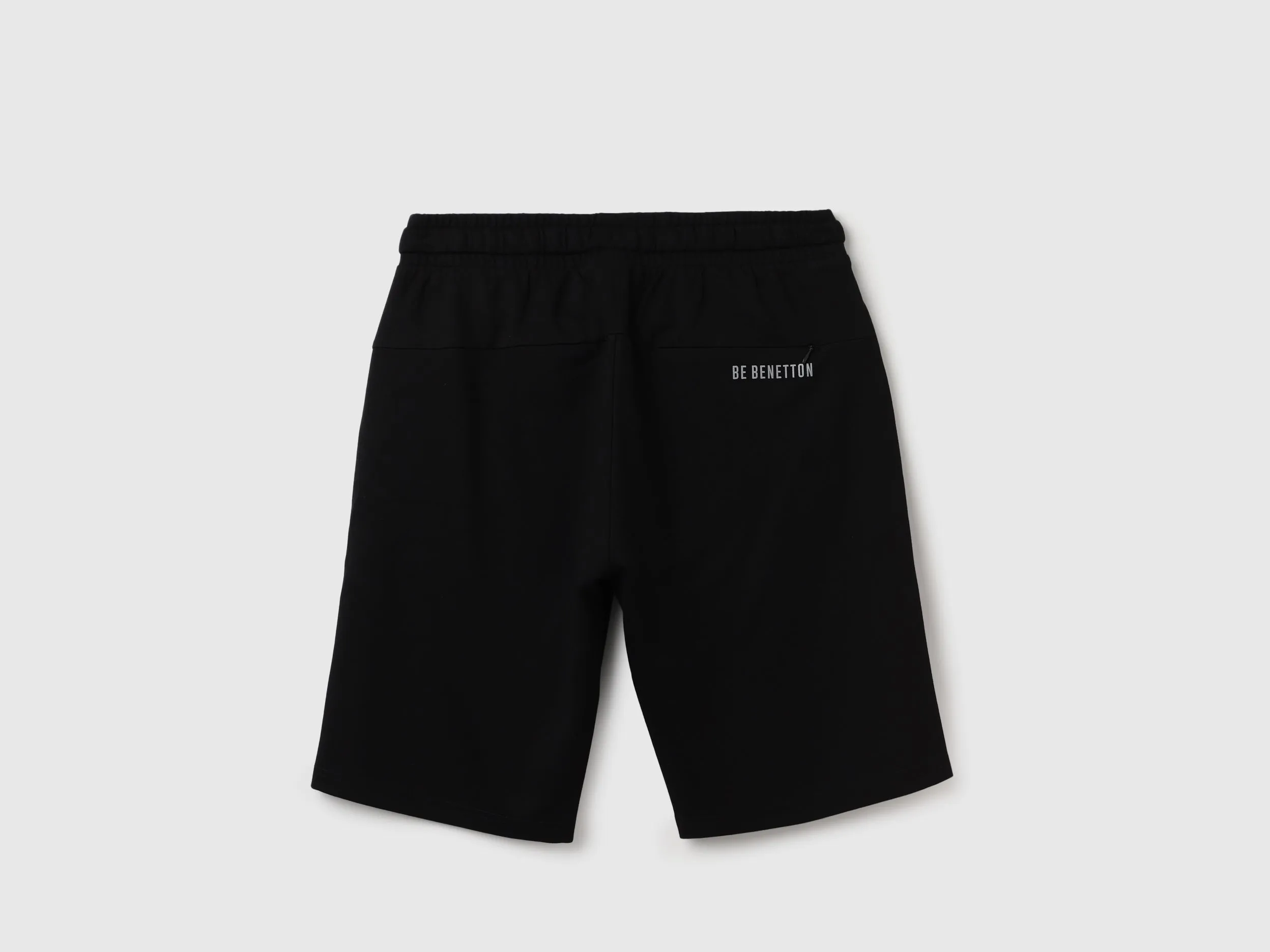 Solid Regular Fit Mid Waist Shorts