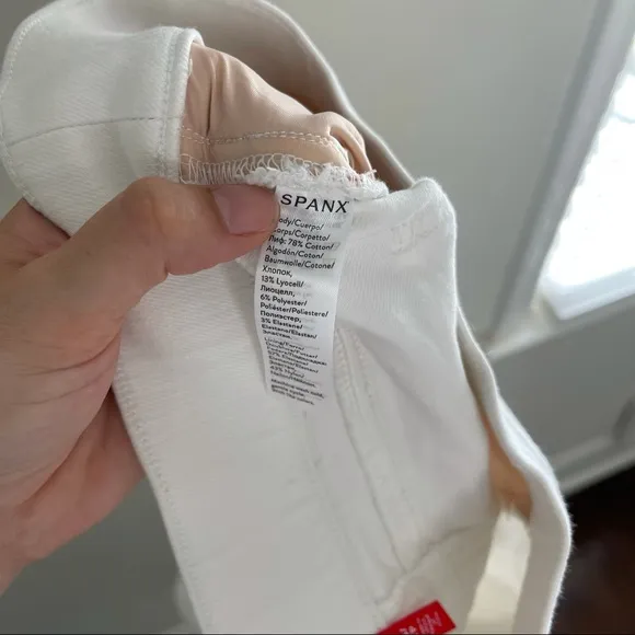 SPANX- Distressed Ankle Skinny Jeans White