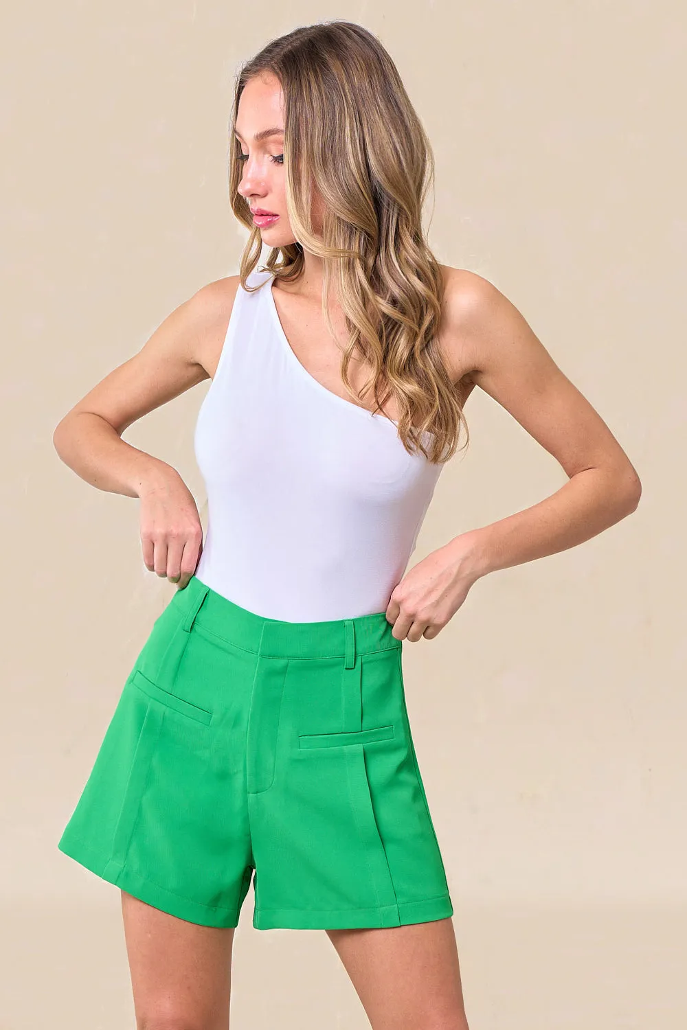 STRUCTURED DRESS SHORTS W2449PIA