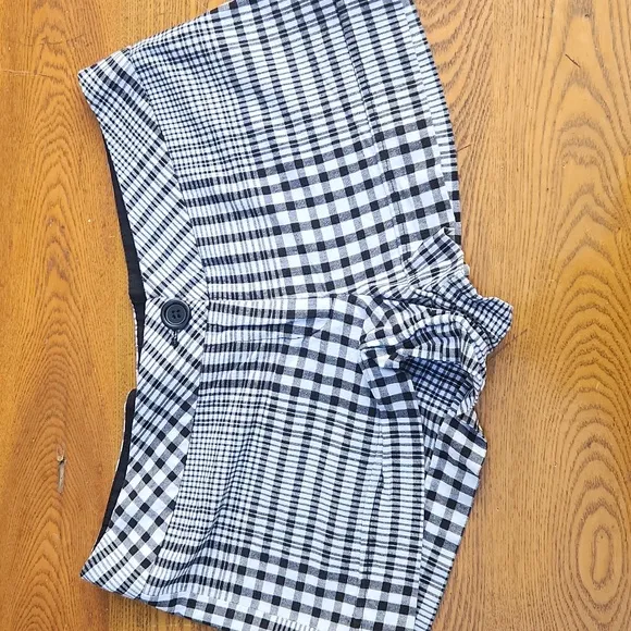 TEEN JUNIOR Girl, Sz M, Summer, Spring, Vacation, Plaid, Khaki, Jean Mini Shorts