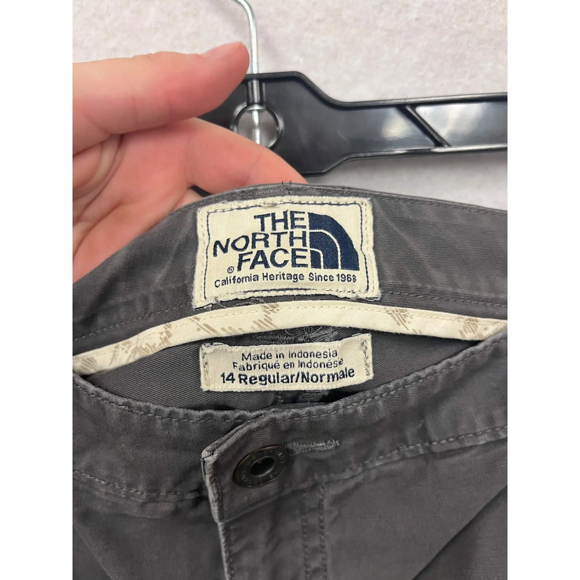 The North Face Womens Cargo Shorts Size 14 #8171