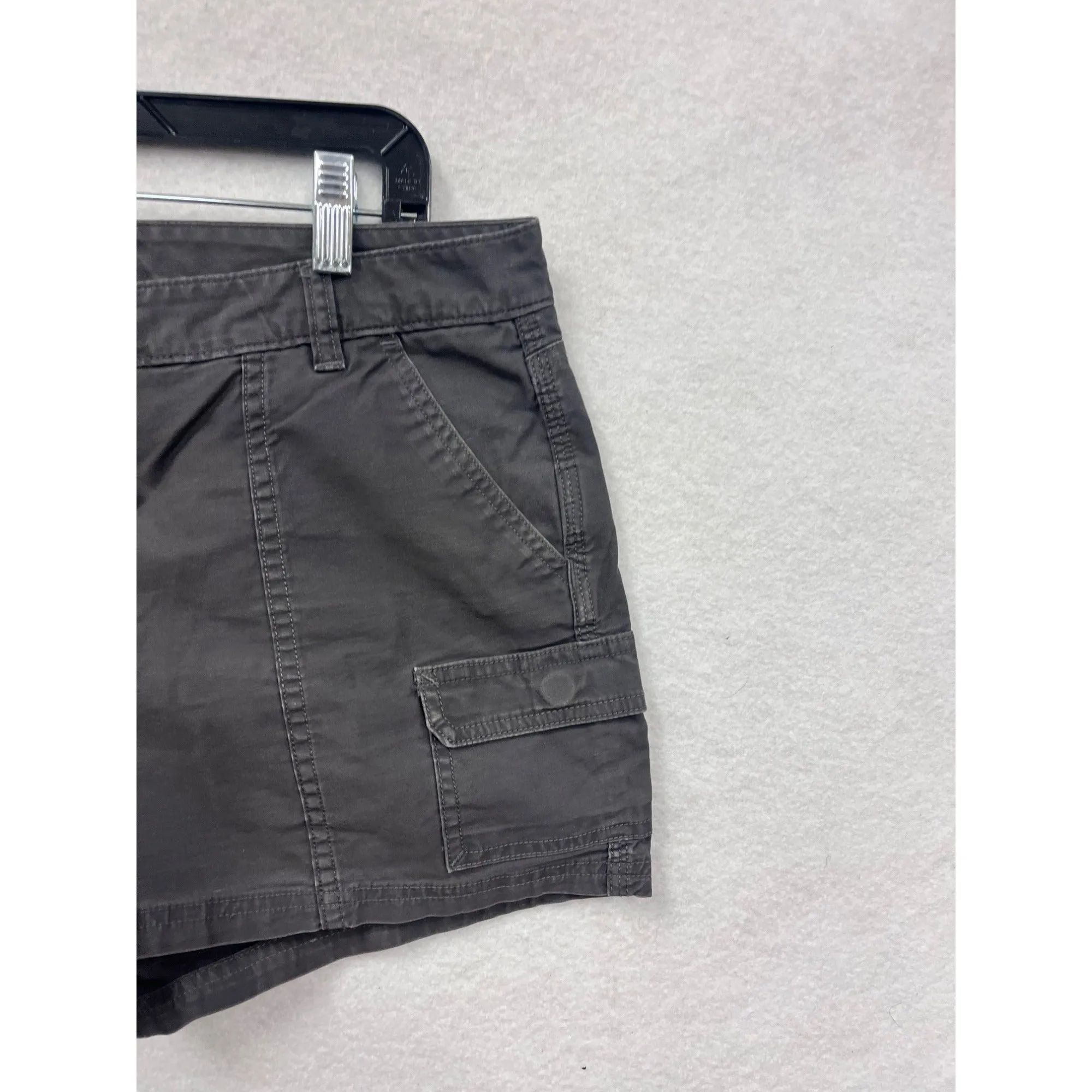 The North Face Womens Cargo Shorts Size 14 #8171