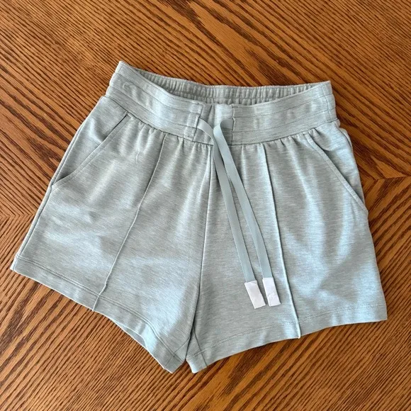 TRAVIS MATHEW Salt in the Air 2.0 Cloud Terry Shorts - Heather Desert Sage Green