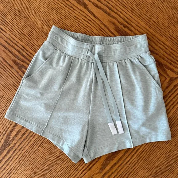 TRAVIS MATHEW Salt in the Air 2.0 Cloud Terry Shorts - Heather Desert Sage Green