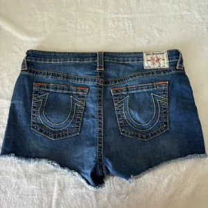 True Religion Keira Mid Rise Cutoff Denim Shorts Size 34