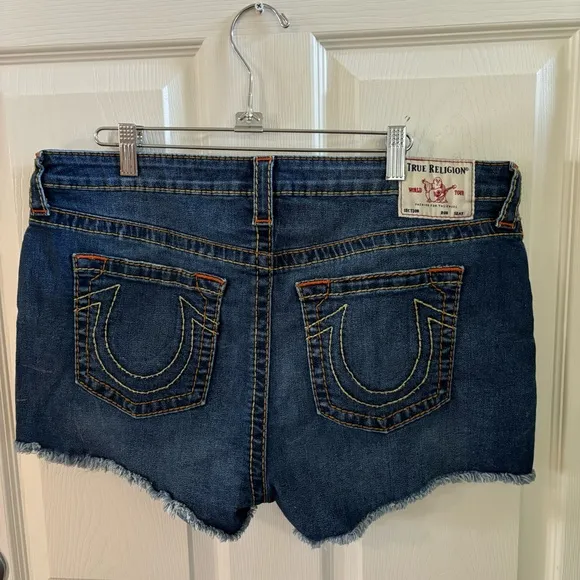 True Religion Keira Mid Rise Cutoff Denim Shorts Size 34