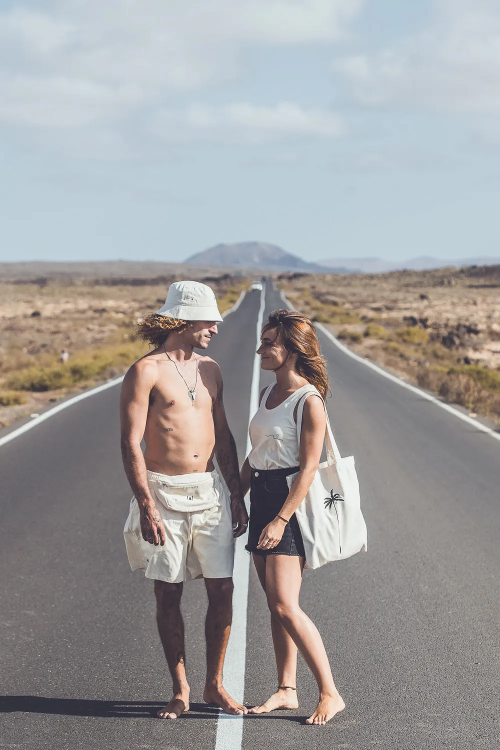 UNISEX ORGANIC LIGHT SHORTS