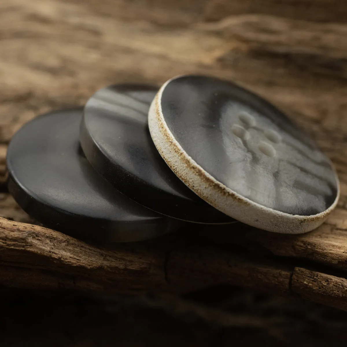 Vintage Burnt-Edge Black-Gray Textured Urea Buttons 30 Pack