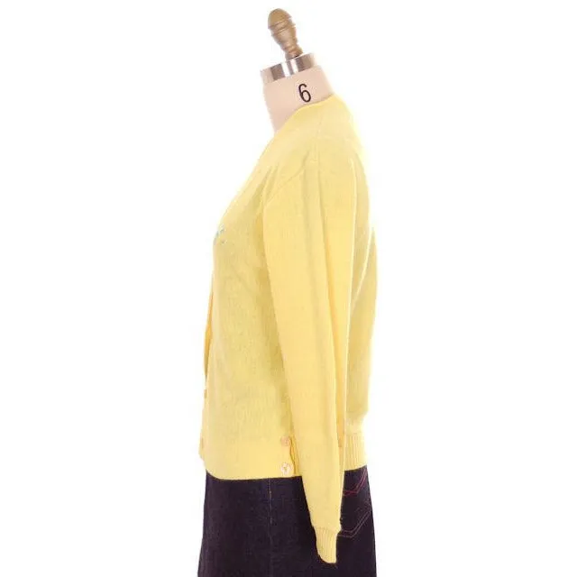 Vintage  Orlon Cardigan Yellow Golf Embroidery  M 1960s Haymaker