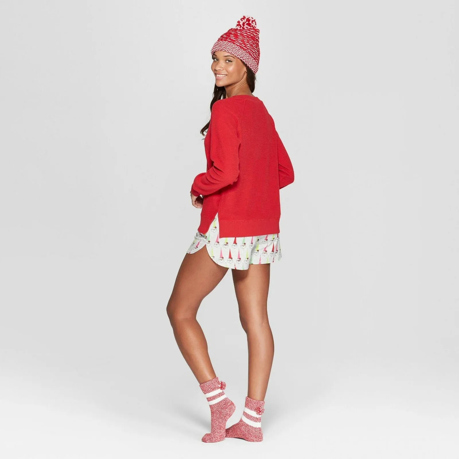 Xhilaration Women's 4 Piece Pajama Gift Set - Top Bottoms Hat Socks