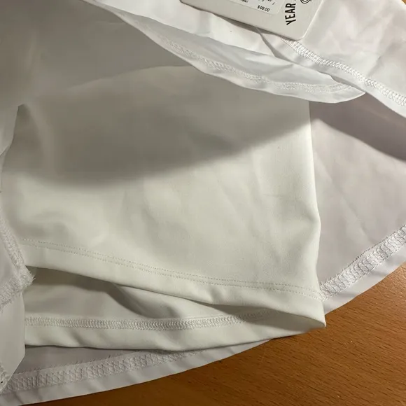 Year of Ours White Terrain Shorts 2.0 size Small