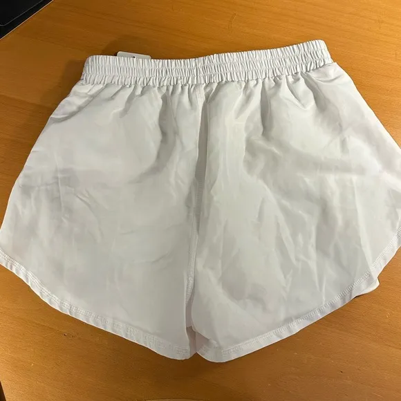 Year of Ours White Terrain Shorts 2.0 size Small